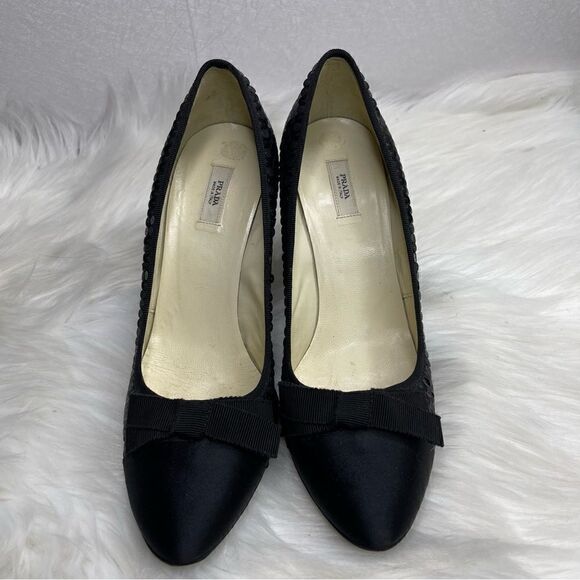 Prada Sequin Satin Bow Heels Black 36.5 - Picture 2 of 8